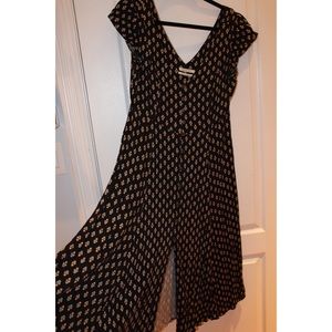 🌿 Urban Outfitters Button Down Dress